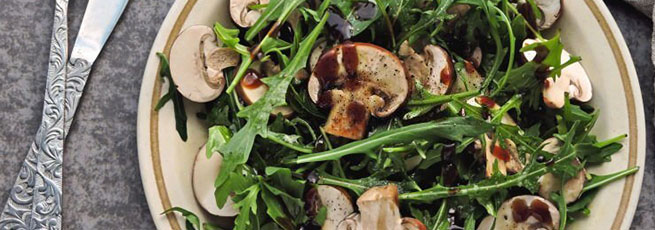 gebratene champignons salat